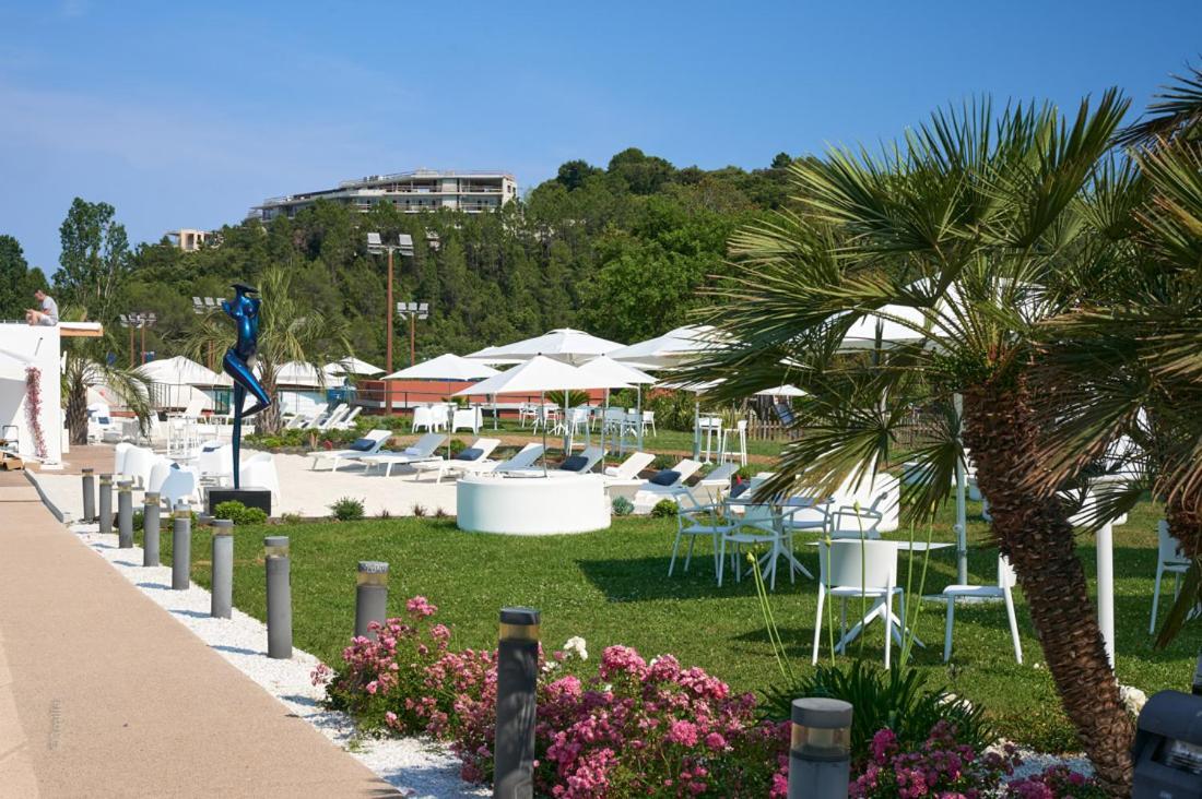 ביו Mouratoglou Hotel & Resort מראה חיצוני תמונה